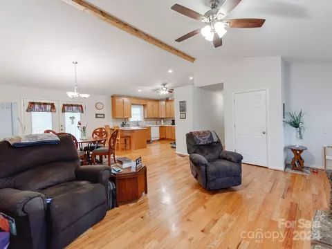 Living - 2613 Genes Loop, Morganton, NC 28655 photo 4 of 8