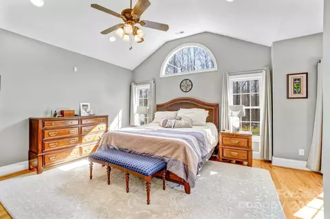 Bedroom - 6316 Dwayne Starnes Dr, Hickory, NC 28602 photo 3 of 5