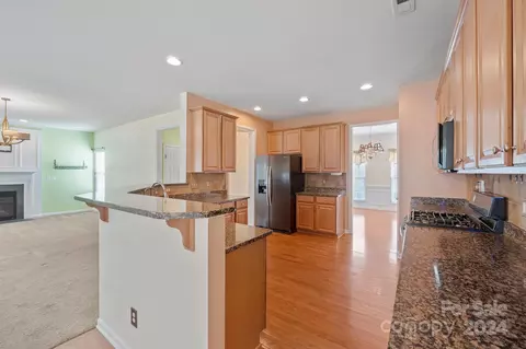 Kitchen - 1969 Faison Ave, Fort Mill, SC 29708 photo 5 of 5