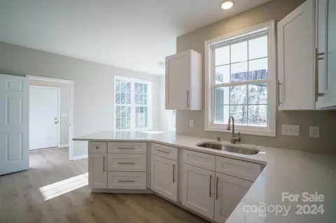 Kitchen - 903 Silver Fox Dr, Concord, NC 28025 photo 3 of 4