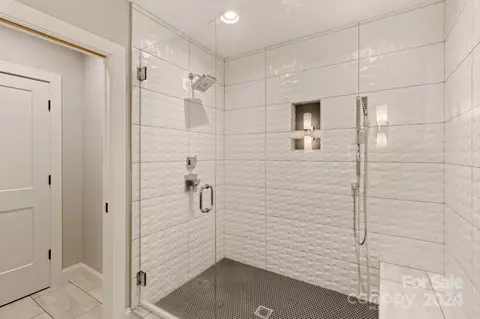 Bath - 8593 Blue Heron Dr, Terrell, NC 28682 photo 7 of 7