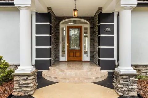 Entry Way - 8593 Blue Heron Dr, Terrell, NC 28682 photo 1 of 2