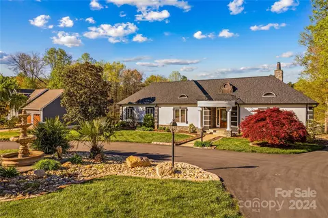 8593 Blue Heron Dr, Terrell, NC 28682