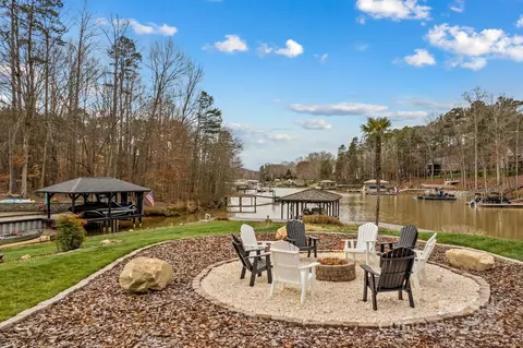 Exterior - 8593 Blue Heron Dr, Terrell, NC 28682 photo 9 of 10