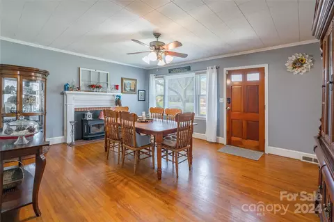 Dining - 1111 Ann St, Monroe, NC 28112 photo 3 of 4