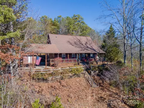 Exterior - 670 Tahlfield Rd, Sylva, NC 28779 photo 6 of 16