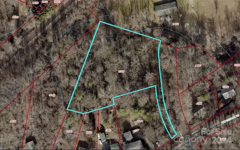 9999 Providence Rd, Asheville, NC 28806