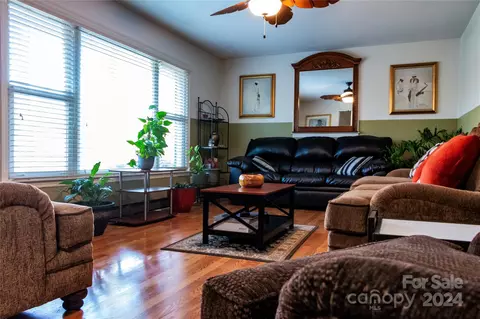 601 Davis St, Lancaster, SC 29720 photo 4