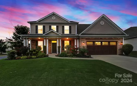 5049 Gladiola Way, Tega Cay, SC 29708