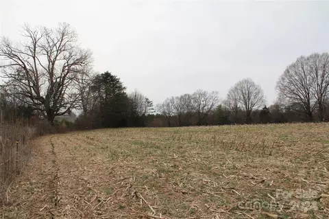 582 Tatum Rd, Olin, NC 28660 photo 4