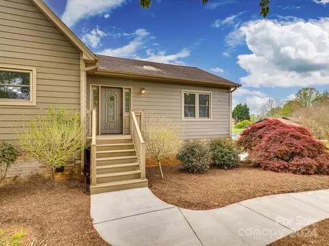 Exterior - 937 Saddle Ridge Rd, Fort Mill, SC 29708 photo 4 of 11