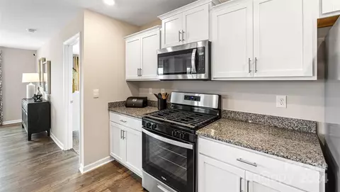 184 Lance Forest Rd, Fletcher, NC 28732 photo 9