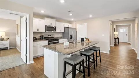 184 Lance Forest Rd, Fletcher, NC 28732 photo 6