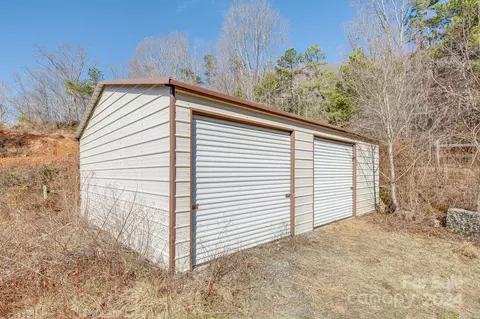 23 Yorkie Dr, Clyde, NC 28721 photo 23