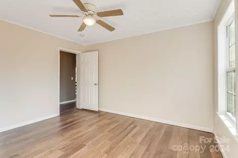 23 Yorkie Dr, Clyde, NC 28721 photo 17