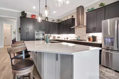 Kitchen - 561 Bowline Dr, Denver, NC 28037 photo 3 of 4