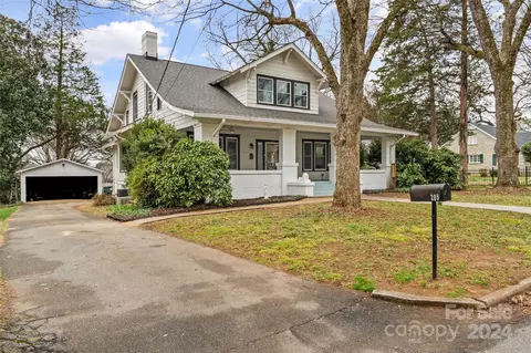 205 W 6th St, Newton, NC 28658