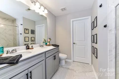 Bath - 727 Elders Story Rd, Fort Mill, SC 29708 photo 2 of 4