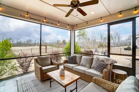 Exterior - 1191 Therns Ferry Dr, Fort Mill, SC 29708 photo 5 of 7