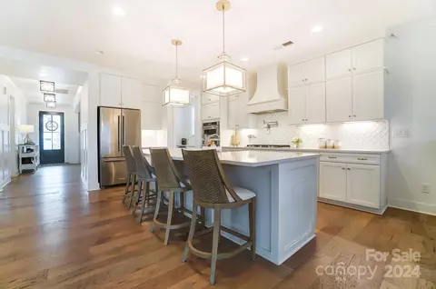 Kitchen - 1191 Therns Ferry Dr, Fort Mill, SC 29708 photo 3 of 7