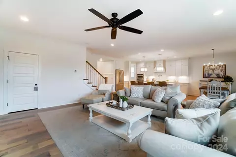 Living - 1191 Therns Ferry Dr, Fort Mill, SC 29708 photo 3 of 5
