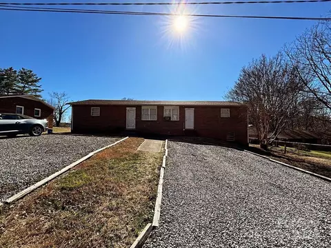 2179 Edgewood Dr, Granite Falls, NC 28630