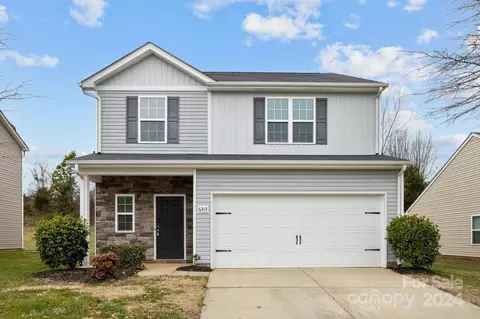 6315 Springbeauty Dr, Charlotte, NC 28227