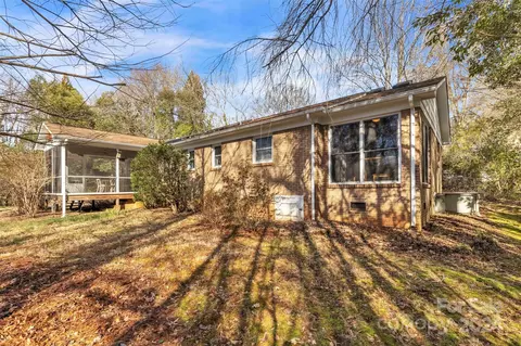 Exterior - 122 Vernon Dr, Davidson, NC 28036 photo 11 of 11