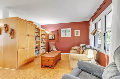 Living - 122 Vernon Dr, Davidson, NC 28036 photo 1 of 2