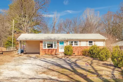 726 Fairview Rd, Asheville, NC 28803