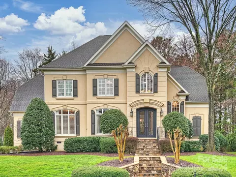 3324 Maryhurst Ln, Charlotte, NC 28226