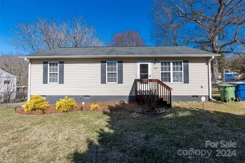 206 Cherry St, Belmont, NC 28012