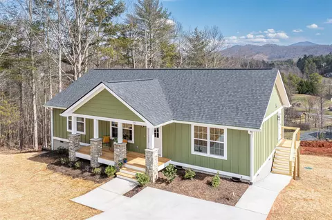 115 Bluebell Ridge Ln, Weaverville, NC 28787