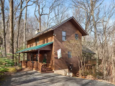 158 Cardinal Rd, Lake Lure, NC 28746