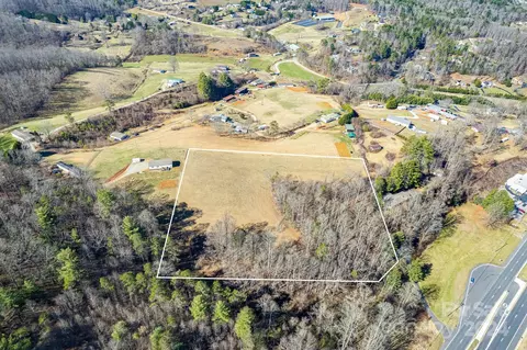 99999 Old Farmstead Trl, Leicester, NC 28748