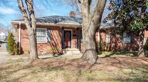 818 Oak St, Mooresville, NC 28115