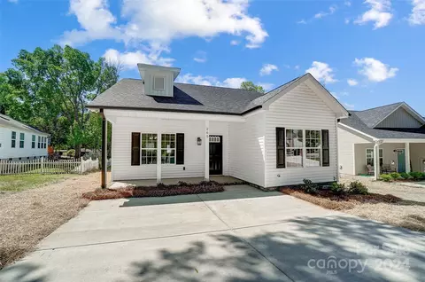 265 S Nw Cir NW, Concord, NC 28027