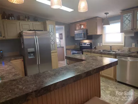 3523 4th Avenue Ne Ln NE, Conover, NC 28613 photo 6