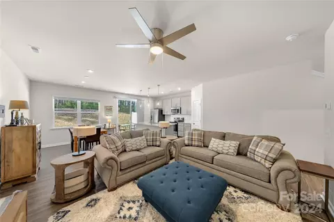 271 Brooks Springs Dr, Fort Mill, SC 29708 photo 9