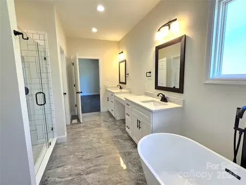 1718 Plantation Loop, Morganton, NC 28655 photo 14