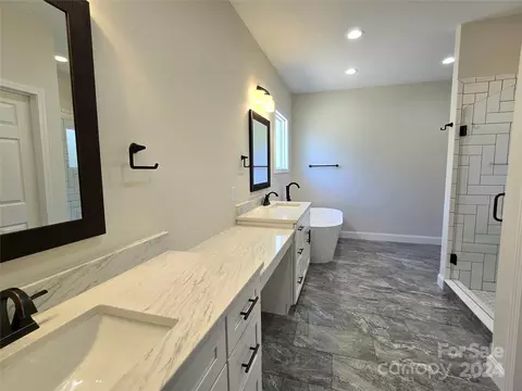 1718 Plantation Loop, Morganton, NC 28655 photo 13