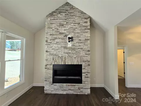 1718 Plantation Loop, Morganton, NC 28655 photo 4