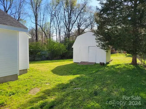Exterior - 505 3rd St, Stanley, NC 28164 photo 3 of 4
