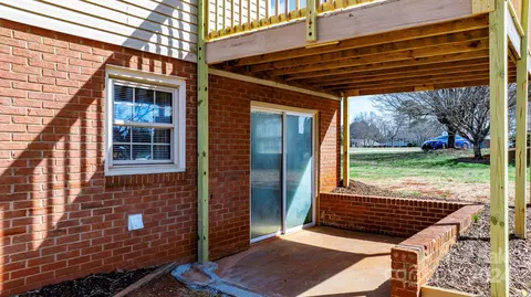 Exterior - 1187 Pecan St, Conover, NC 28613 photo 6 of 13