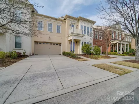 9624 Wheatfield Rd, Charlotte, NC 28277