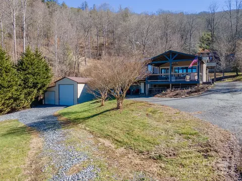 231 Stevenson Rd, Bryson City, NC 28713