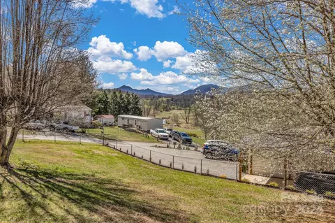 12 Westview Dr, Leicester, NC 28748 photo 14