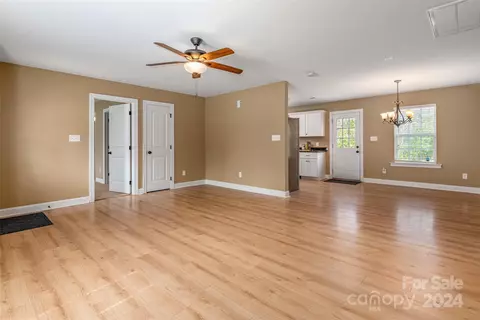 1659 Evans Dr, Lancaster, SC 29720 photo 7