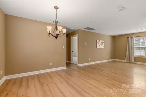 1659 Evans Dr, Lancaster, SC 29720 photo 8