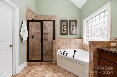 Bath - 2433 Shiny Leaf Dr, Denver, NC 28037 photo 1 of 1